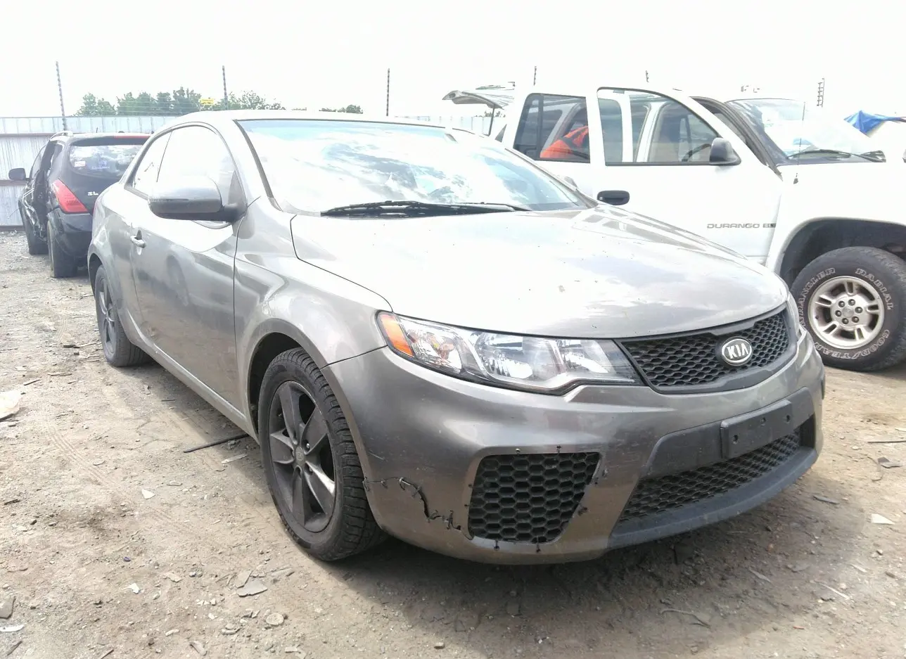 2011 KIA  - Image 1.