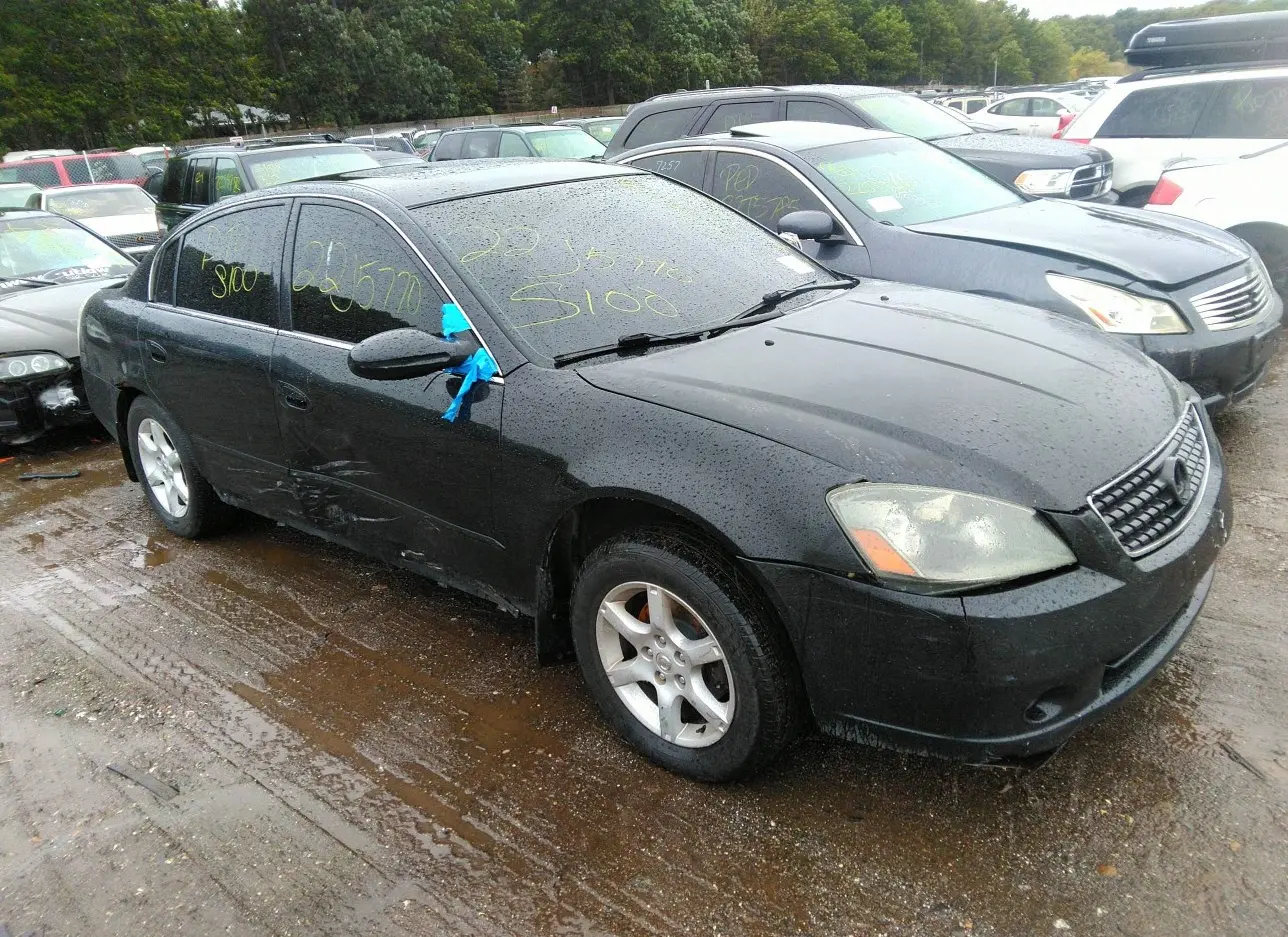 2006 NISSAN  - Image 1.