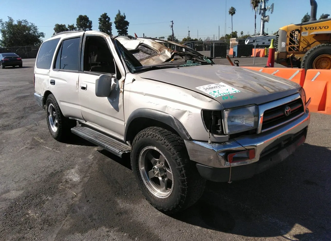 1998 TOYOTA  - Image 1.