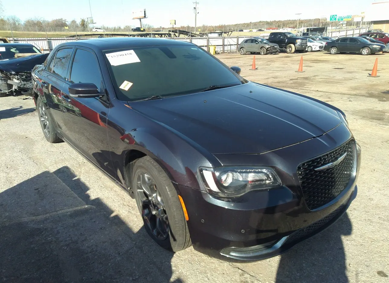 2016 CHRYSLER  - Image 1.