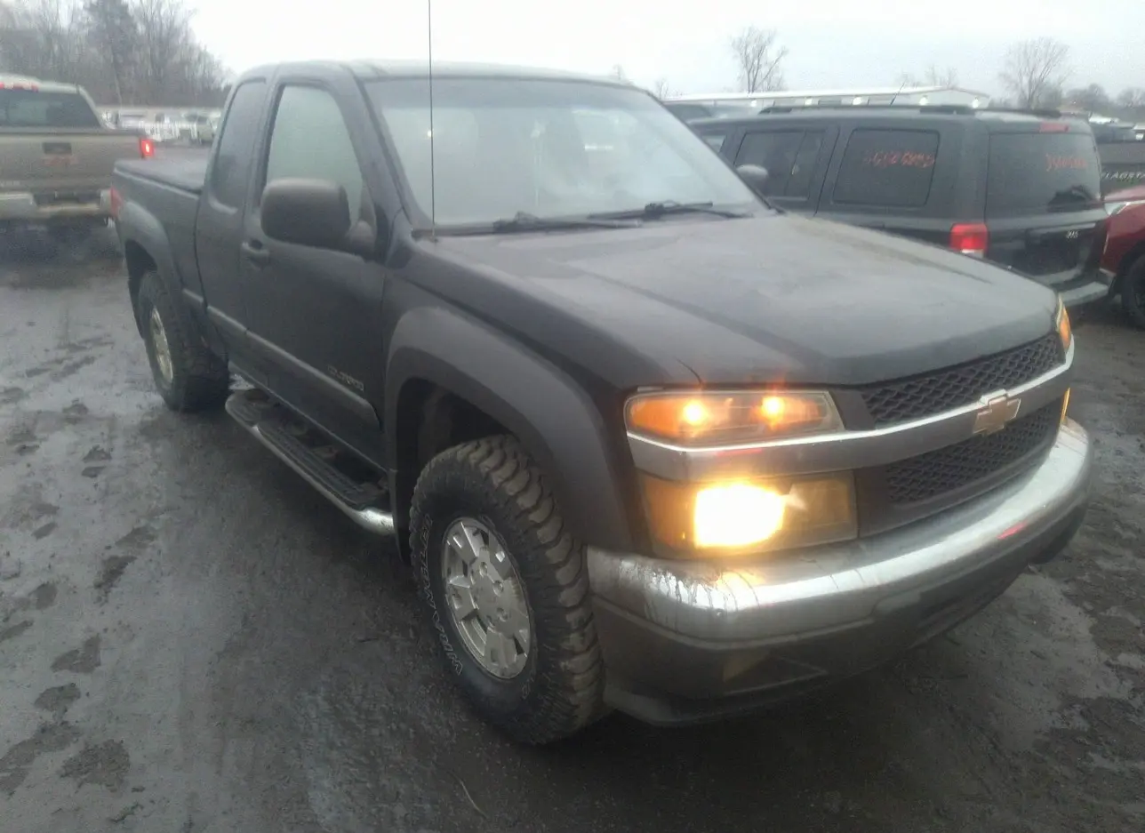 2004 CHEVROLET  - Image 1.