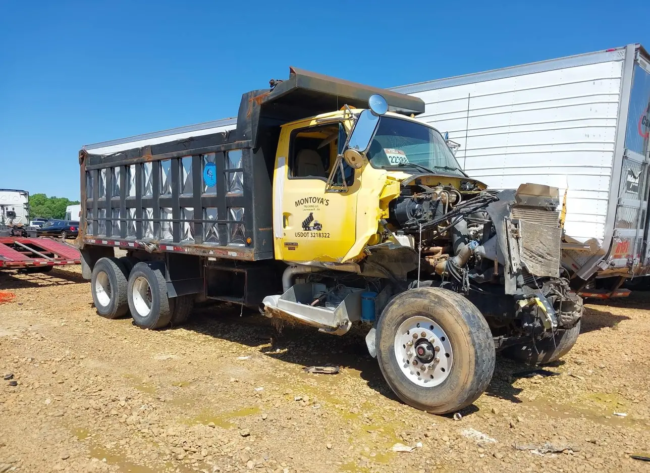 2007 STERLING TRUCK  - Image 1.