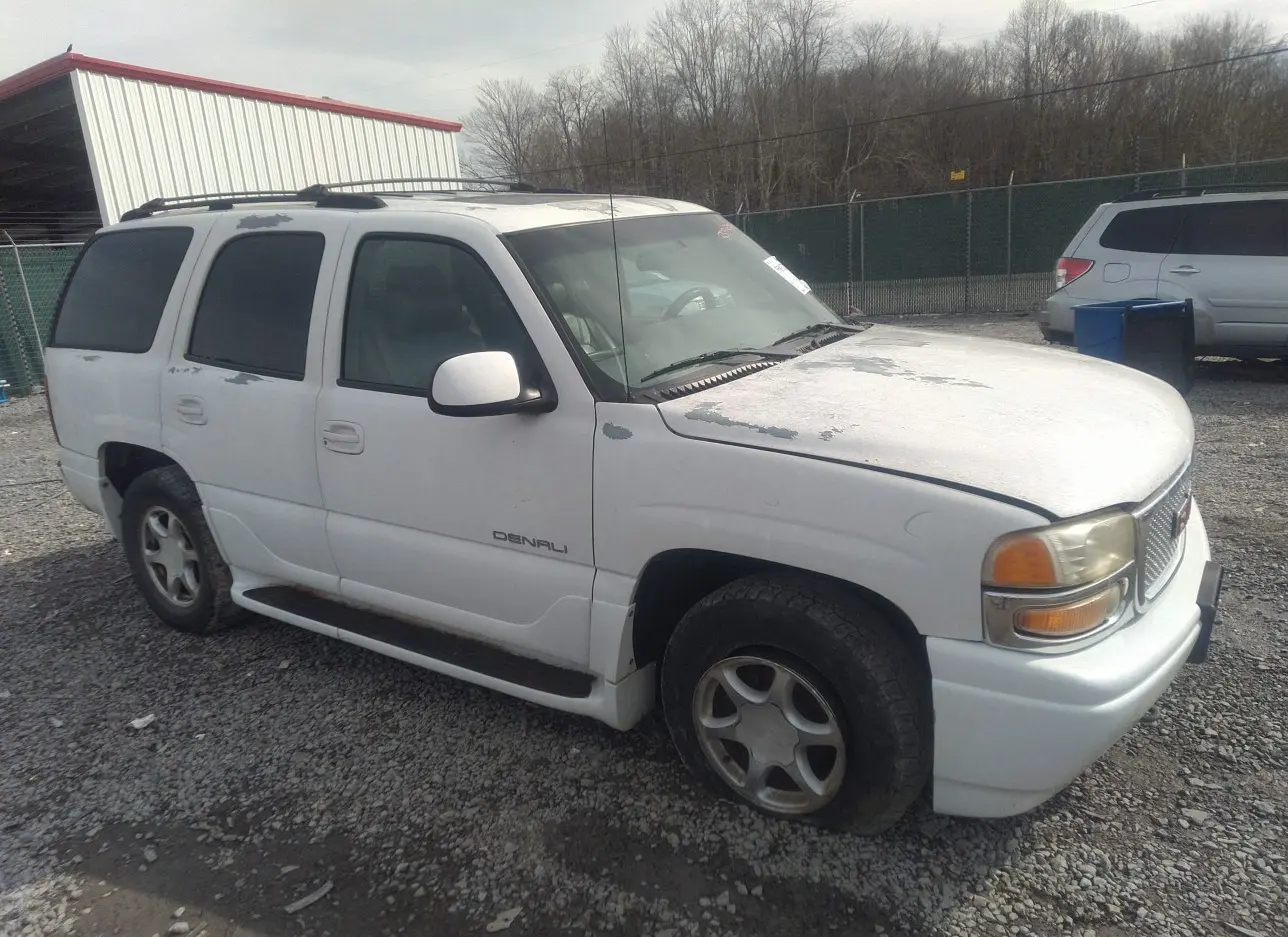 2001 GMC  - Image 1.