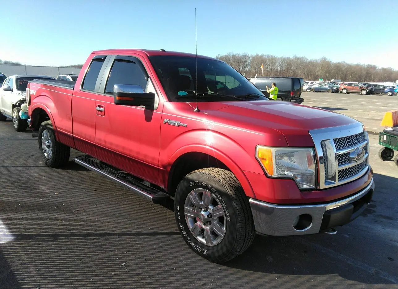 2010 FORD  - Image 1.