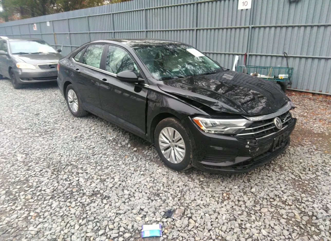 2019 VOLKSWAGEN  - Image 1.