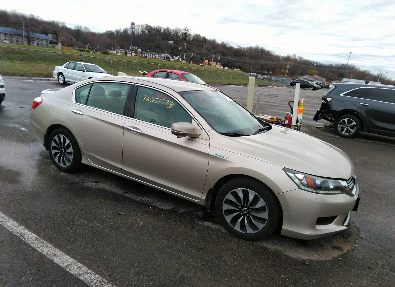 2014 HONDA  - Image 1.