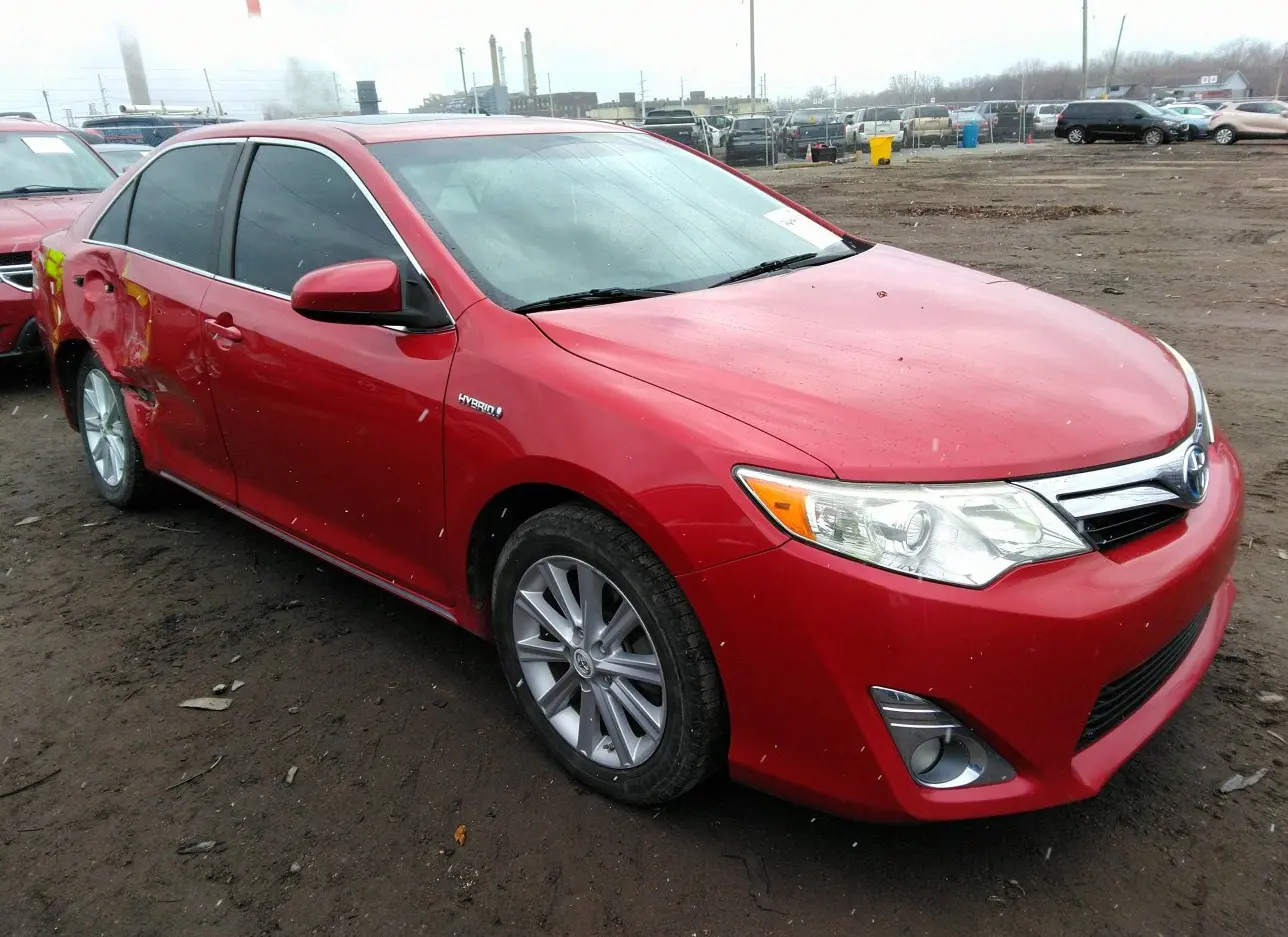 2012 TOYOTA  - Image 1.