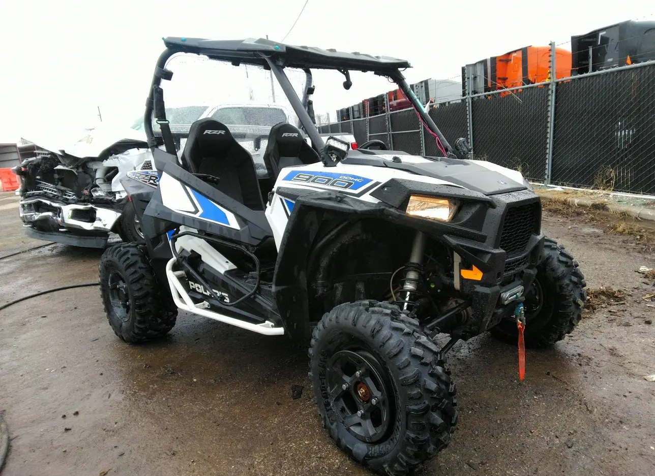 2017 POLARIS  - Image 1.