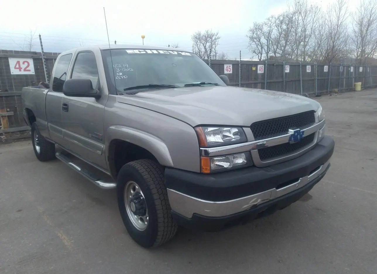 2003 CHEVROLET  - Image 1.