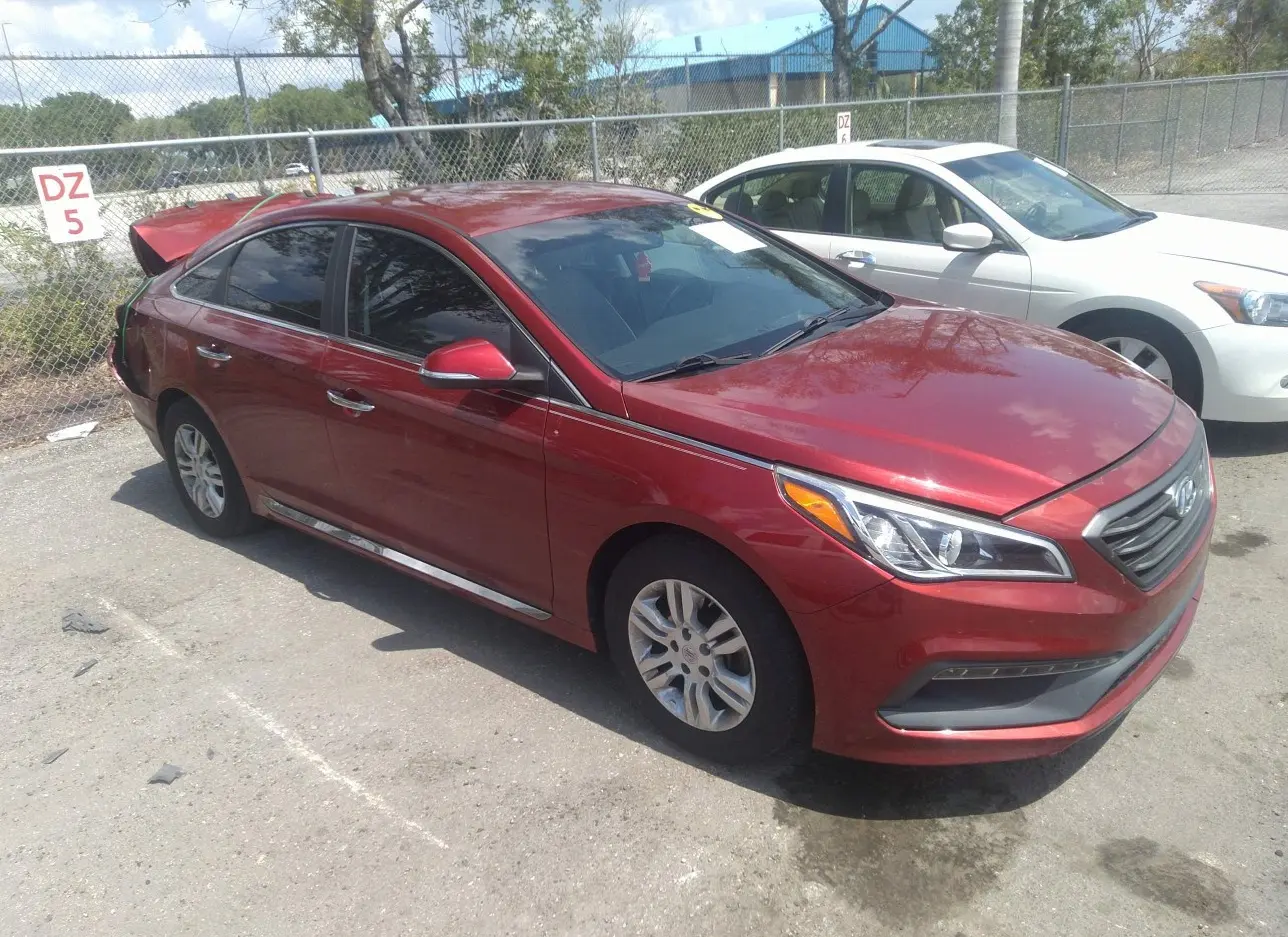 2015 HYUNDAI  - Image 1.