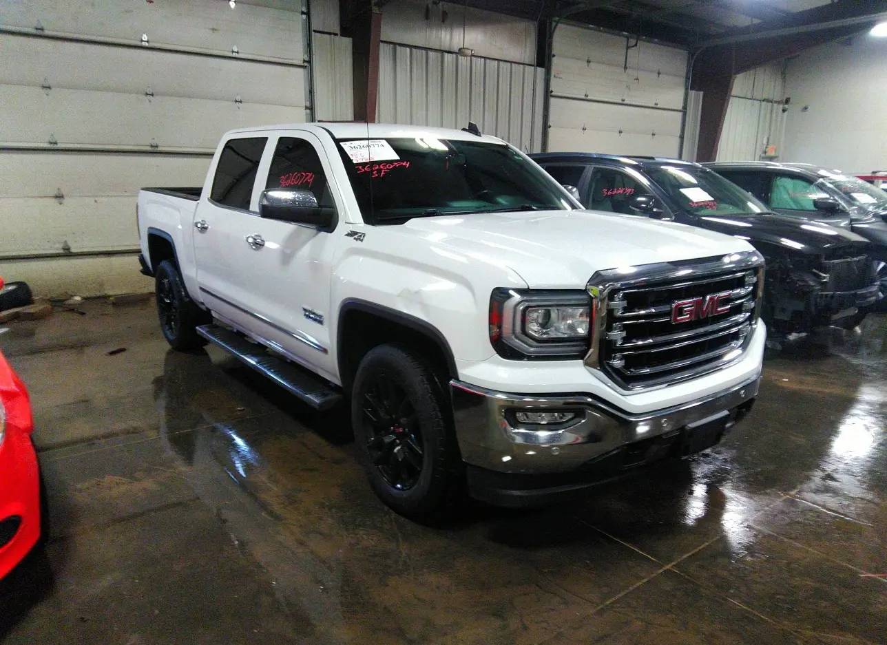 2018 GMC  - Image 1.