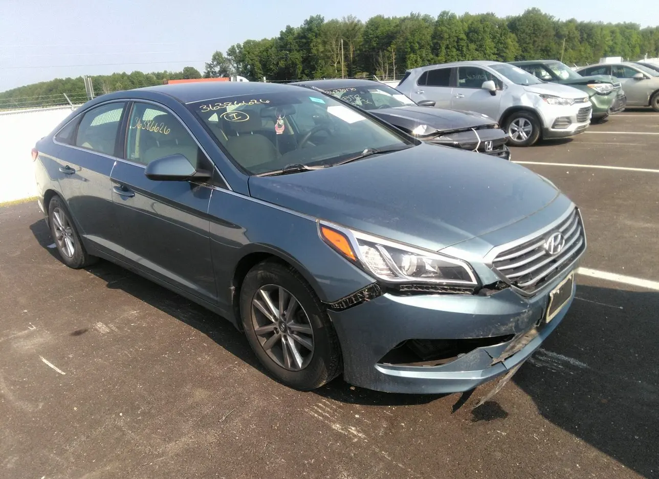 2015 HYUNDAI  - Image 1.