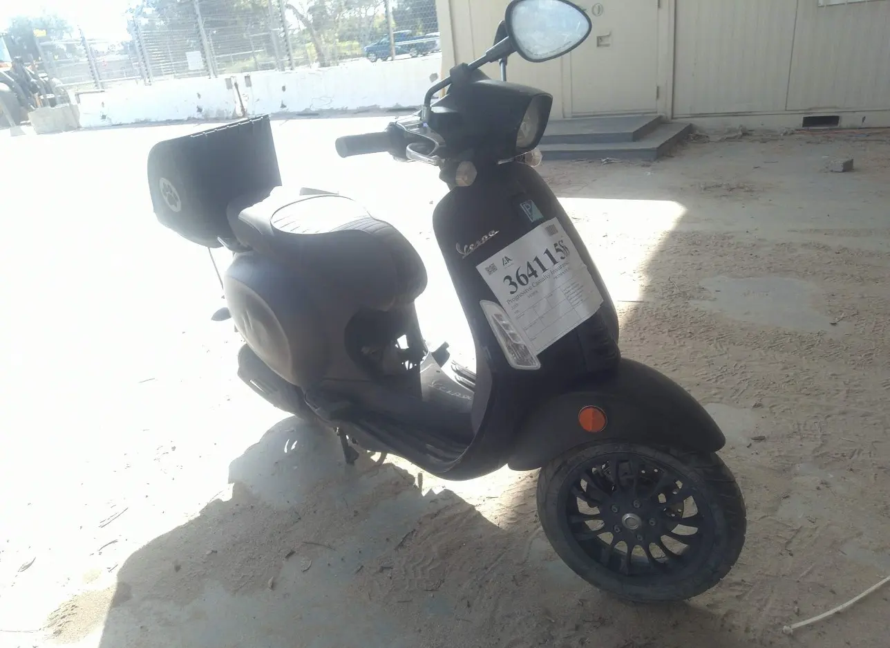 2019 VESPA  - Image 1.