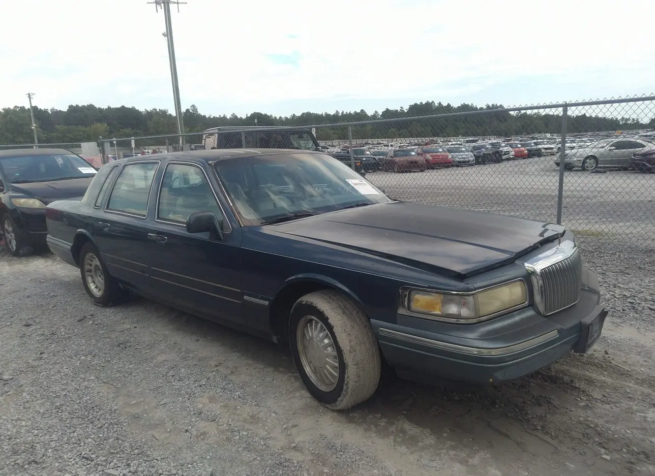 1996 LINCOLN  - Image 1.