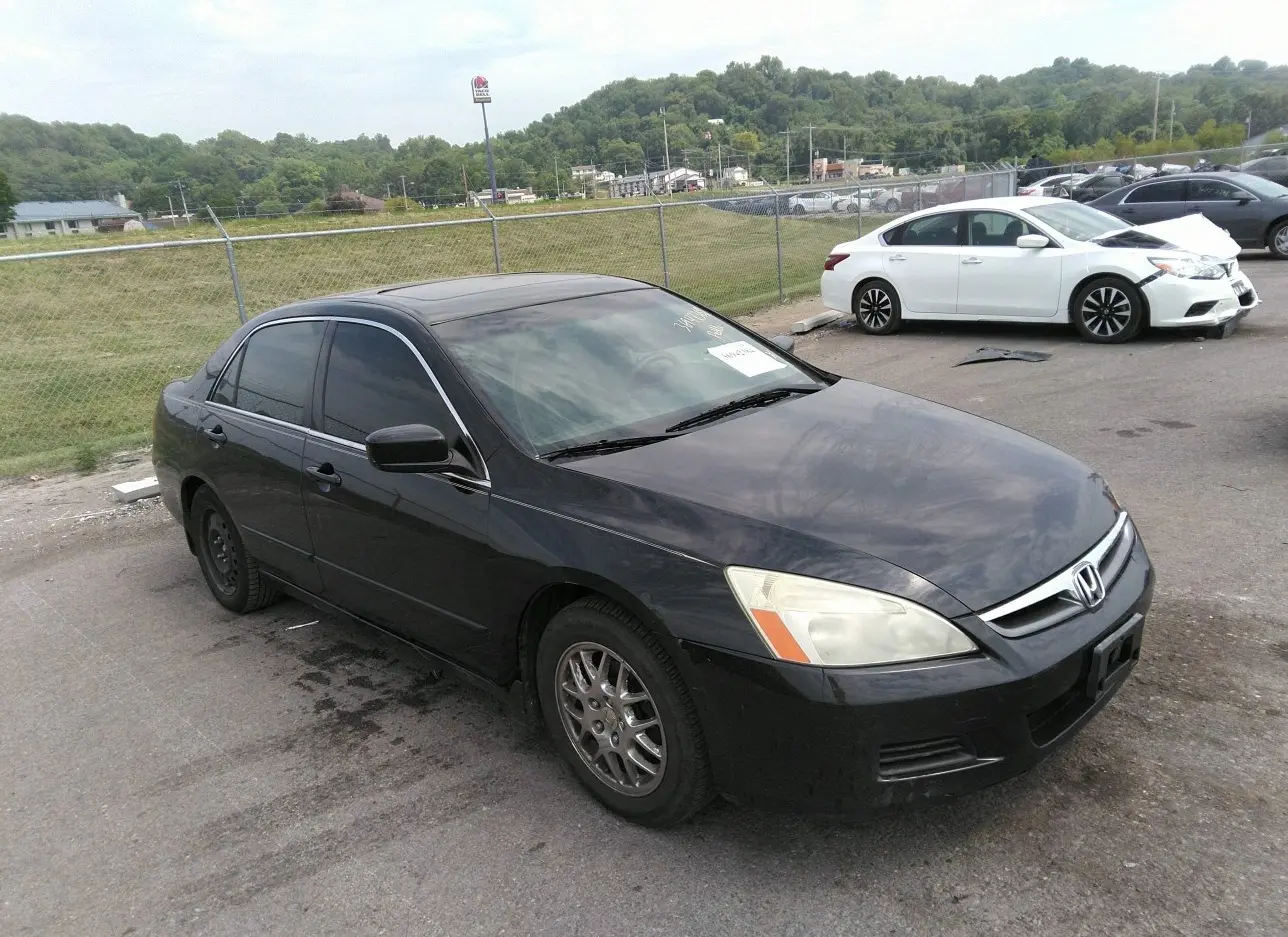 2007 HONDA  - Image 1.