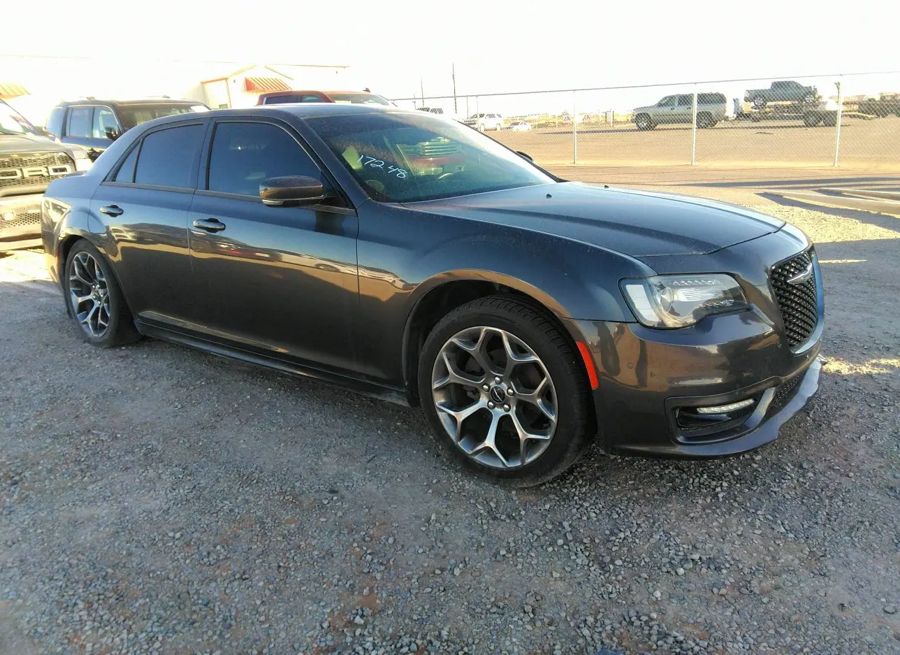 2018 CHRYSLER  - Image 1.