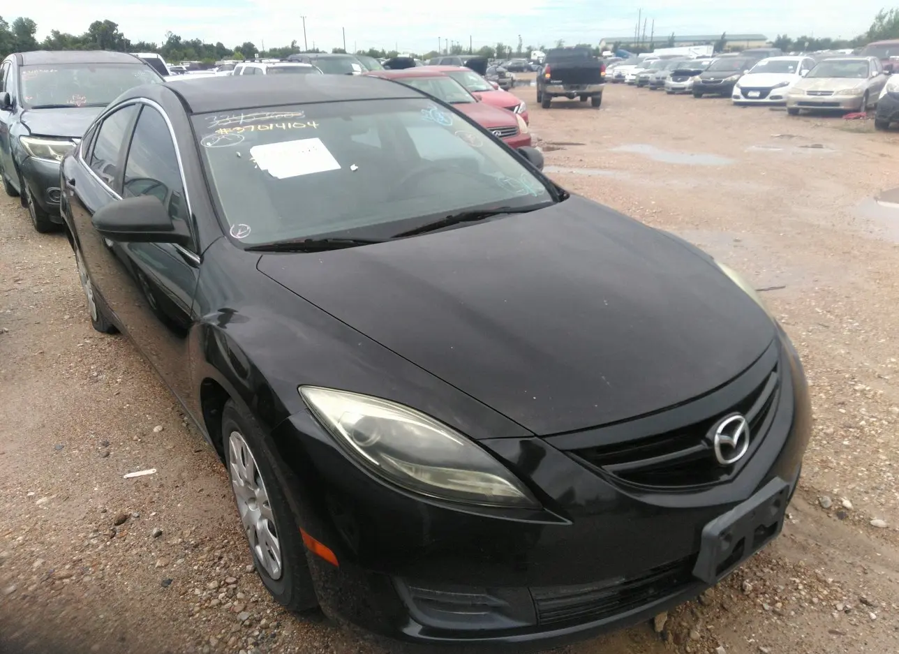 2011 MAZDA  - Image 1.