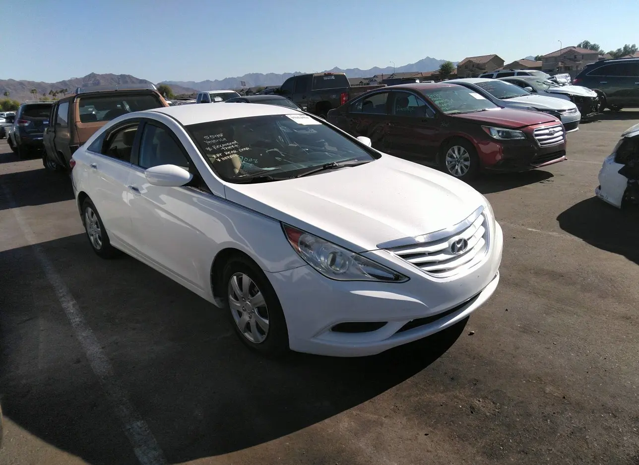 2011 HYUNDAI  - Image 1.