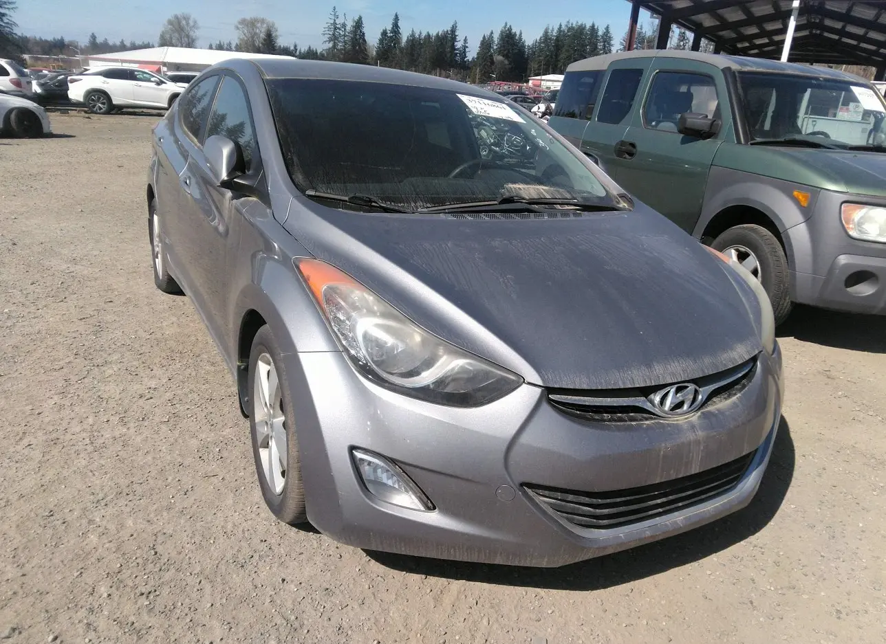 2012 HYUNDAI  - Image 1.