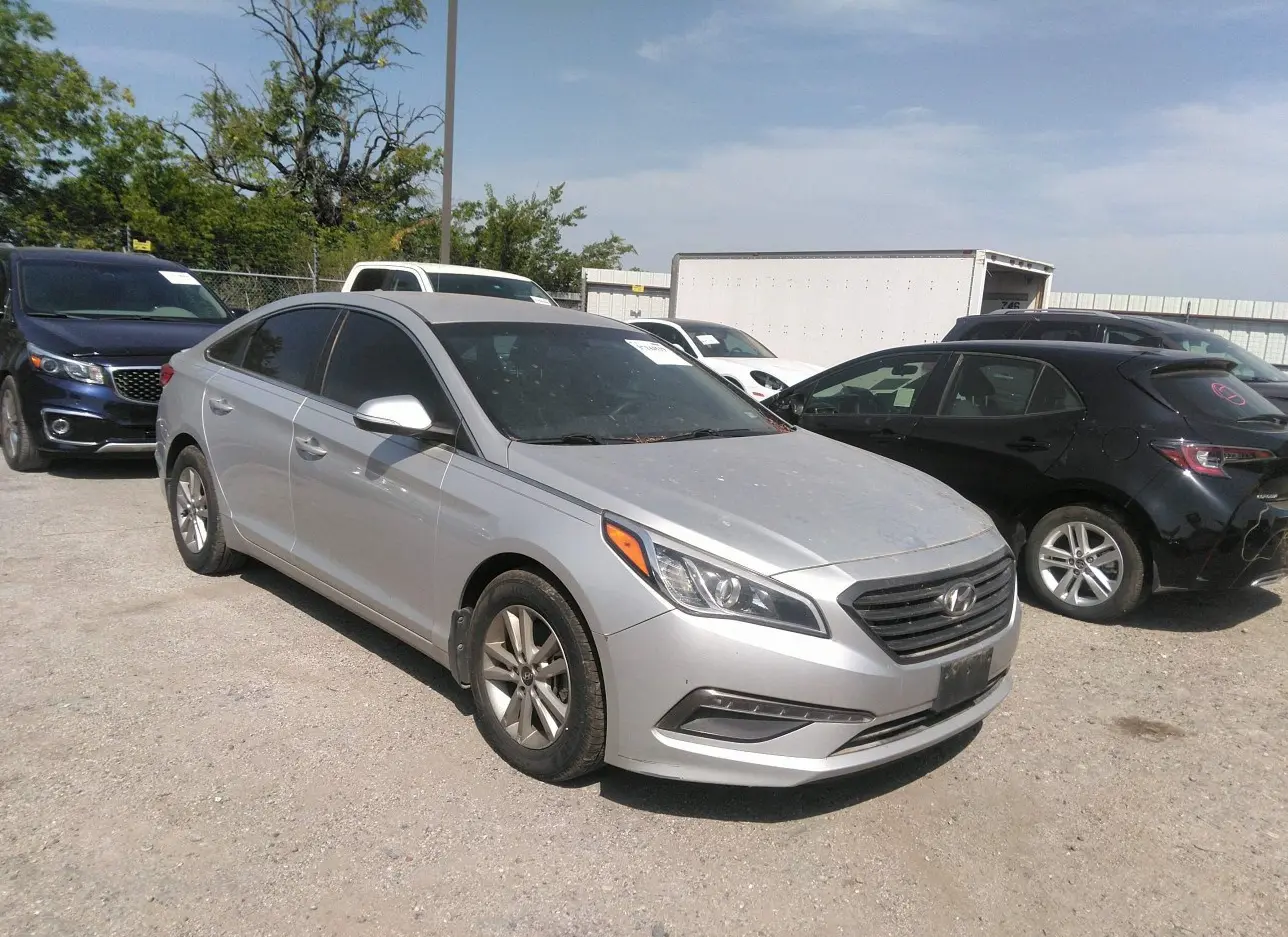 2015 HYUNDAI  - Image 1.