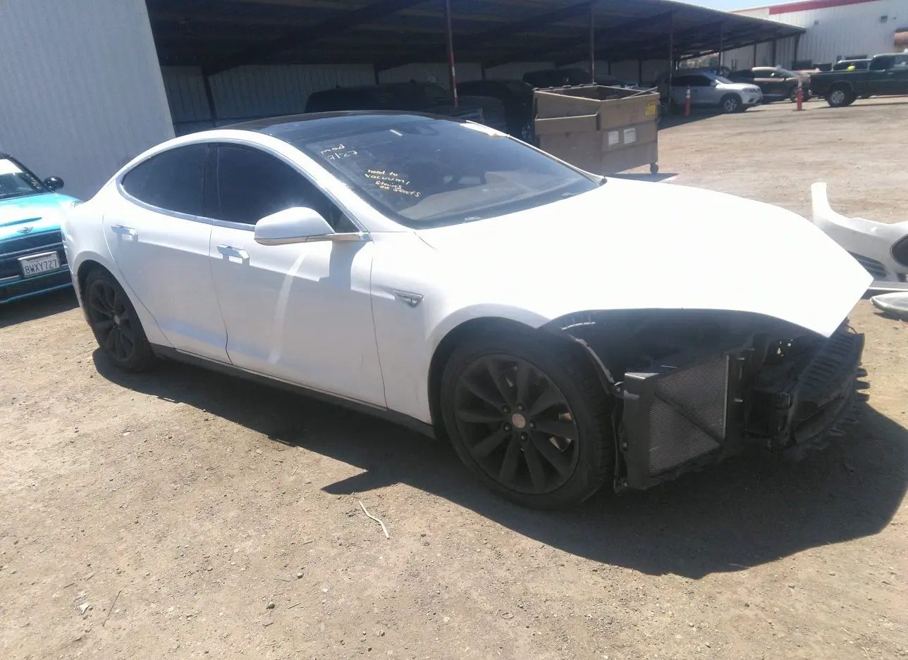 2015 TESLA  - Image 1.