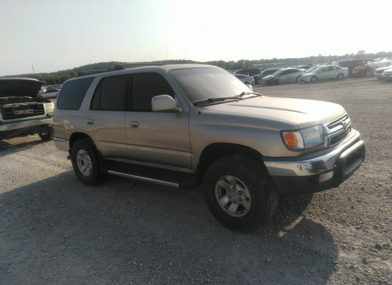 2001 TOYOTA  - Image 1.