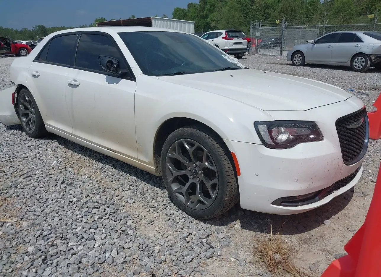 2018 CHRYSLER  - Image 1.