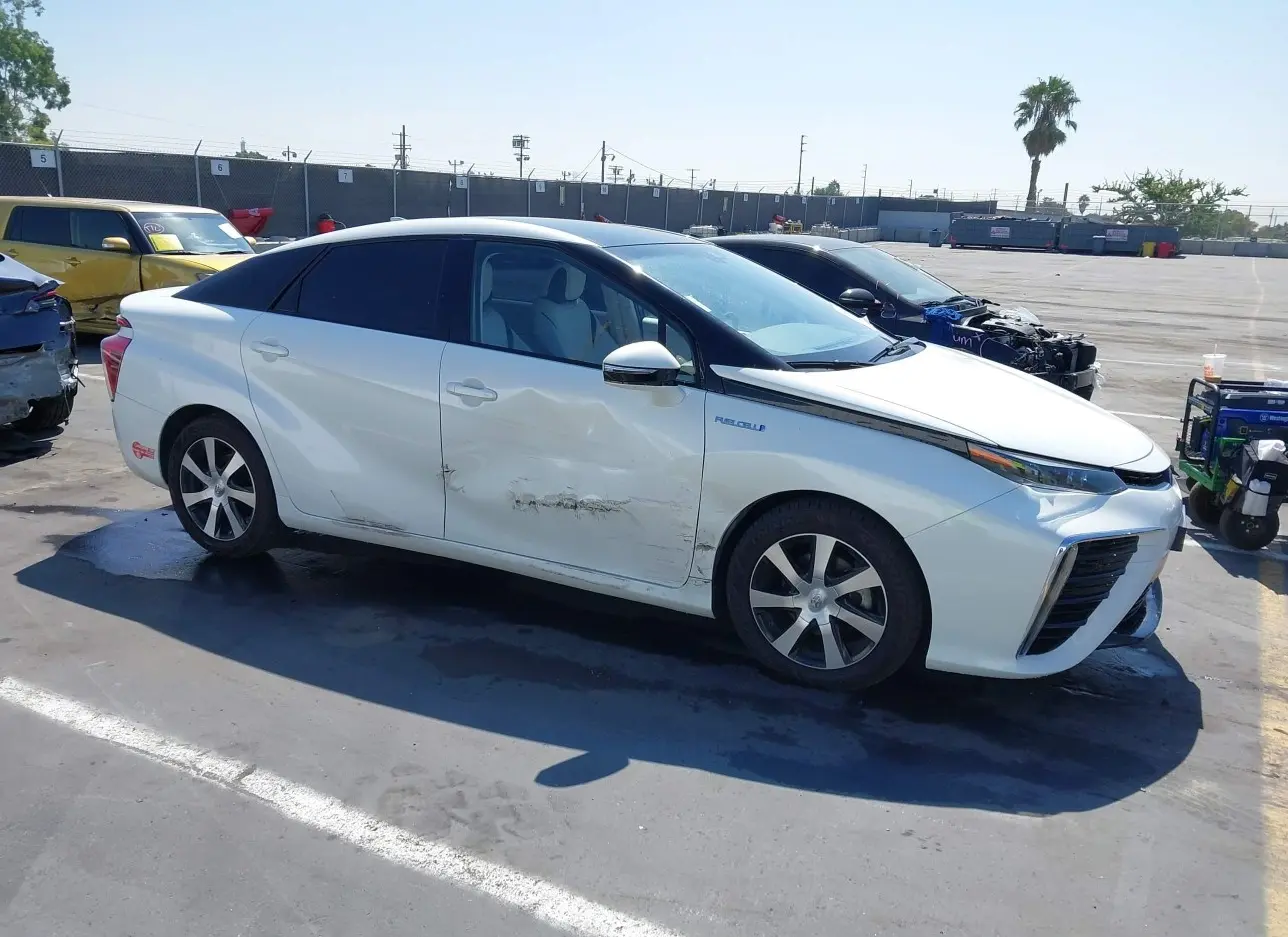 2017 TOYOTA  - Image 1.