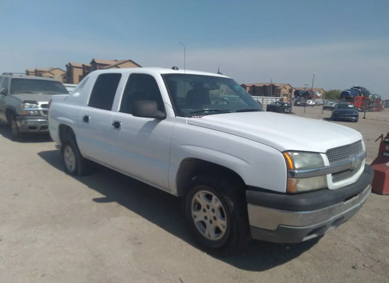 2004 CHEVROLET  - Image 1.