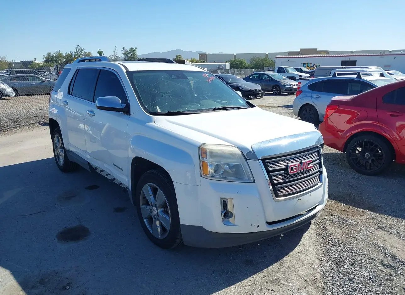 2014 GMC  - Image 1.