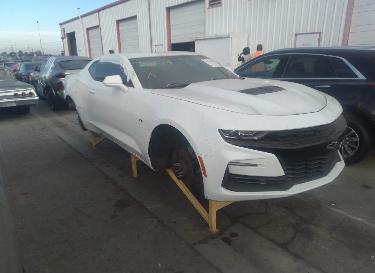 2019 CHEVROLET  - Image 1.