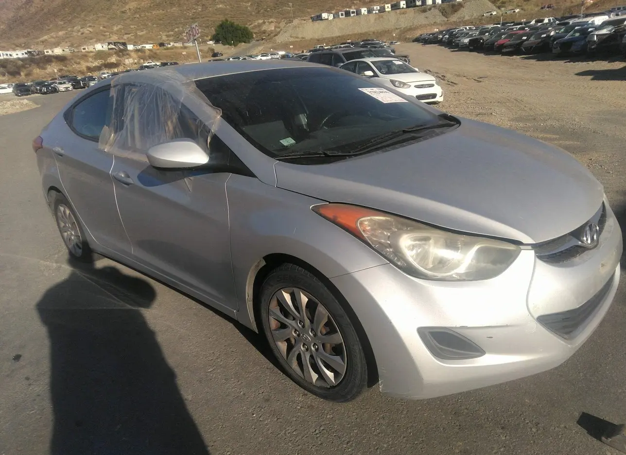 2012 HYUNDAI  - Image 1.