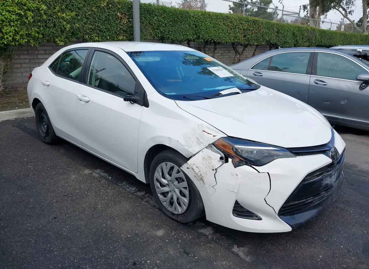 2018 TOYOTA  - Image 1.