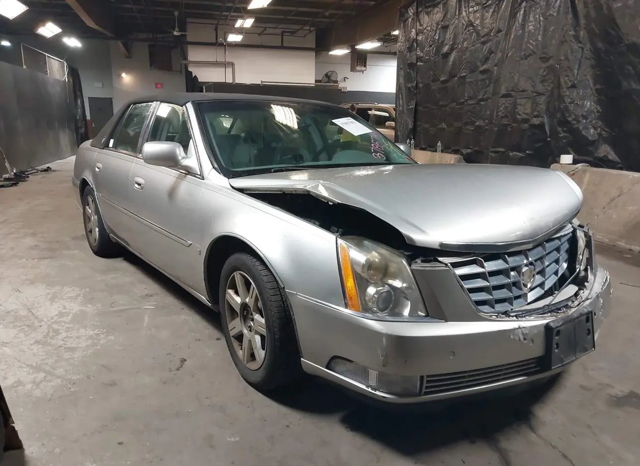 2007 CADILLAC  - Image 1.