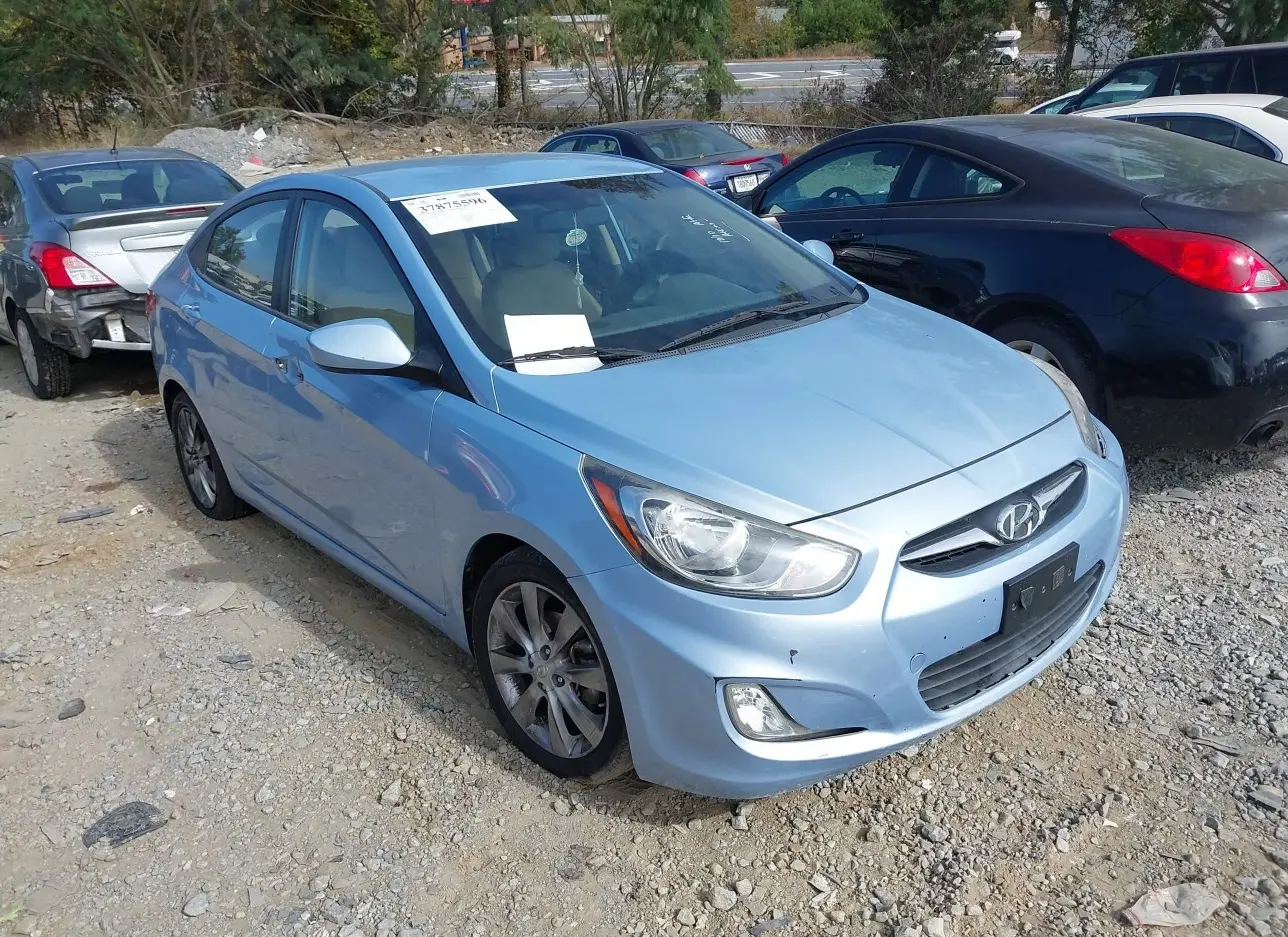 2012 HYUNDAI  - Image 1.