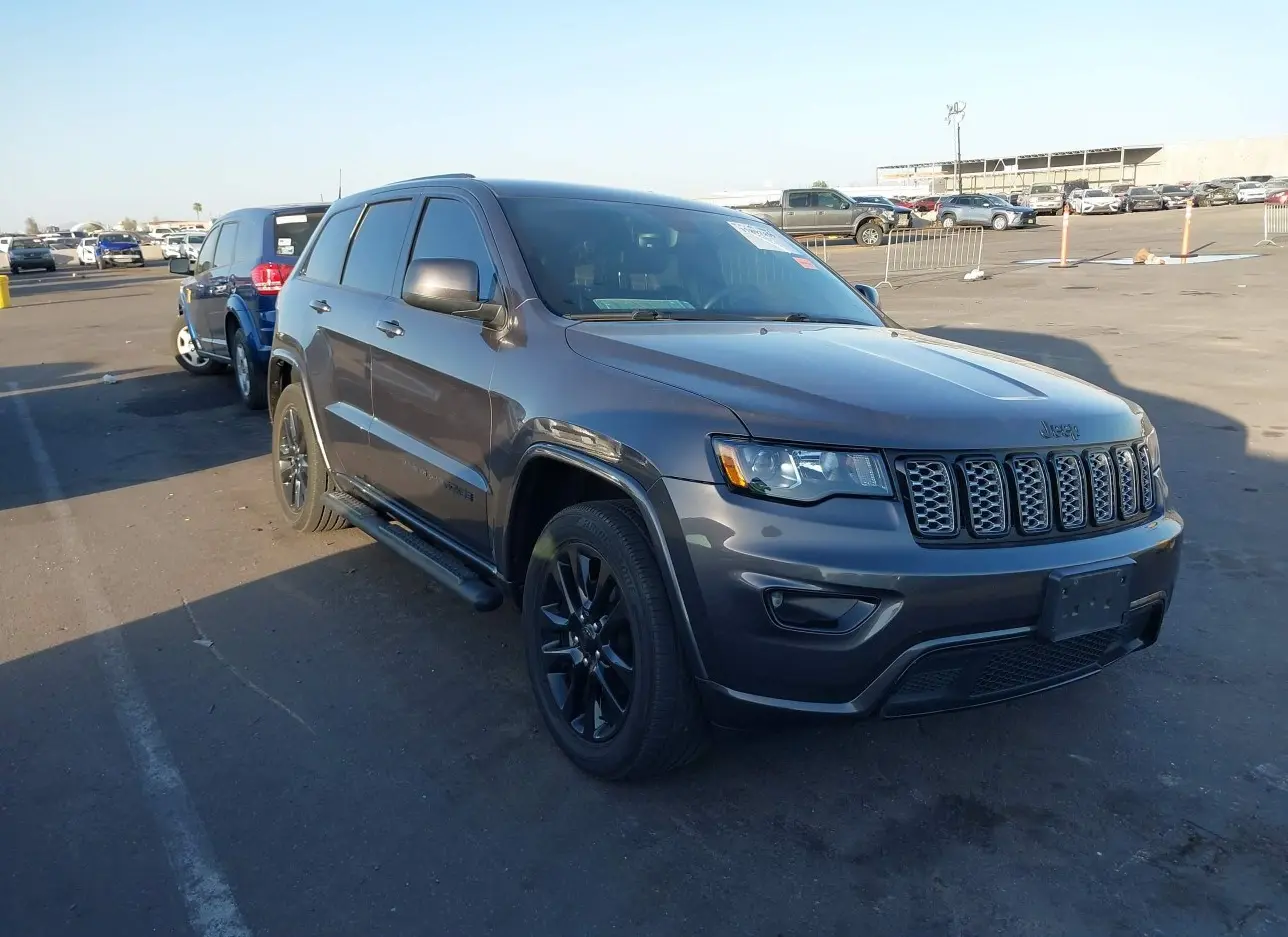 2018 JEEP  - Image 1.