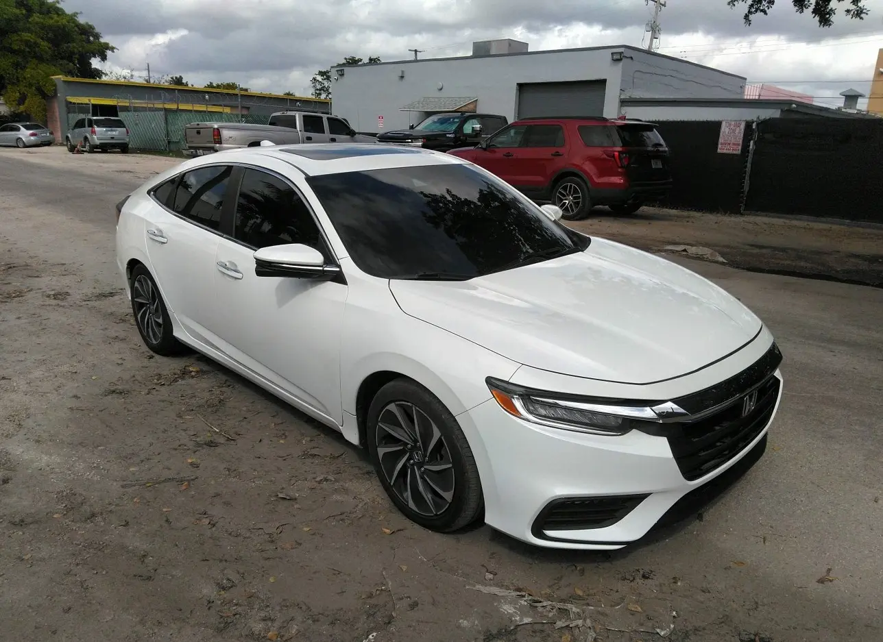 2019 HONDA  - Image 1.