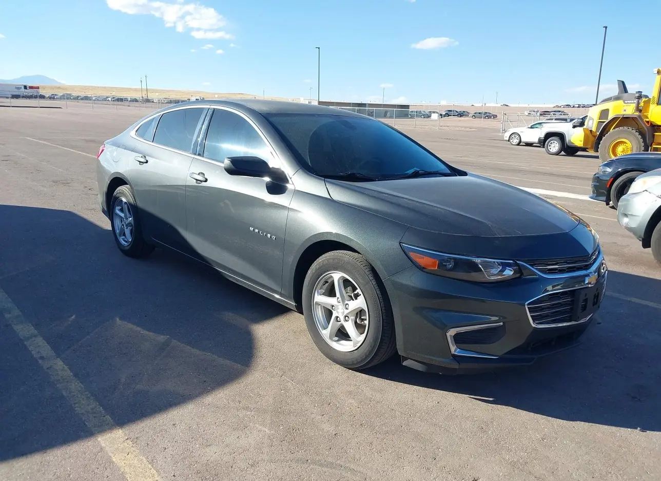 2017 CHEVROLET  - Image 1.