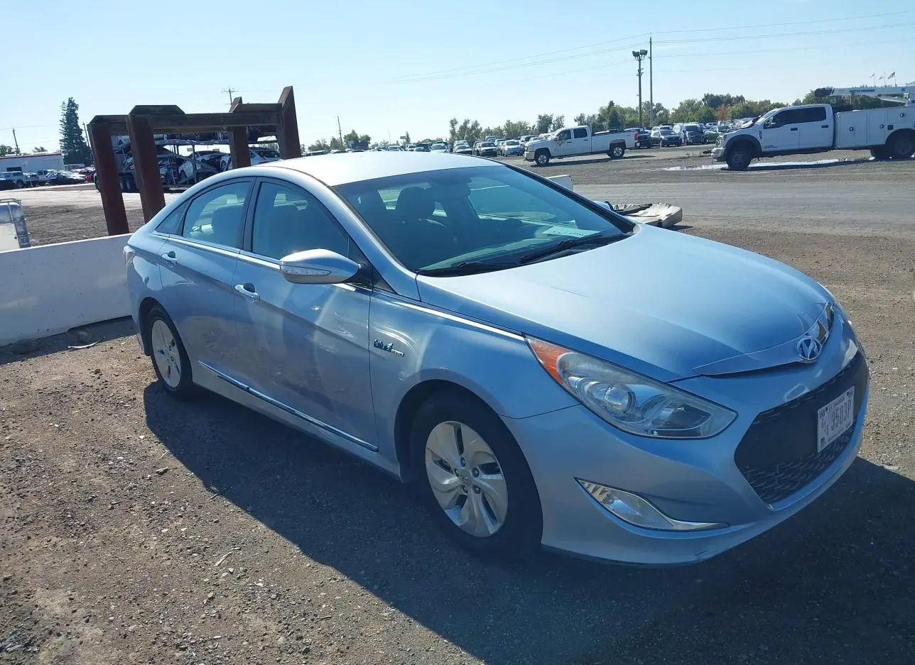 2014 HYUNDAI  - Image 1.