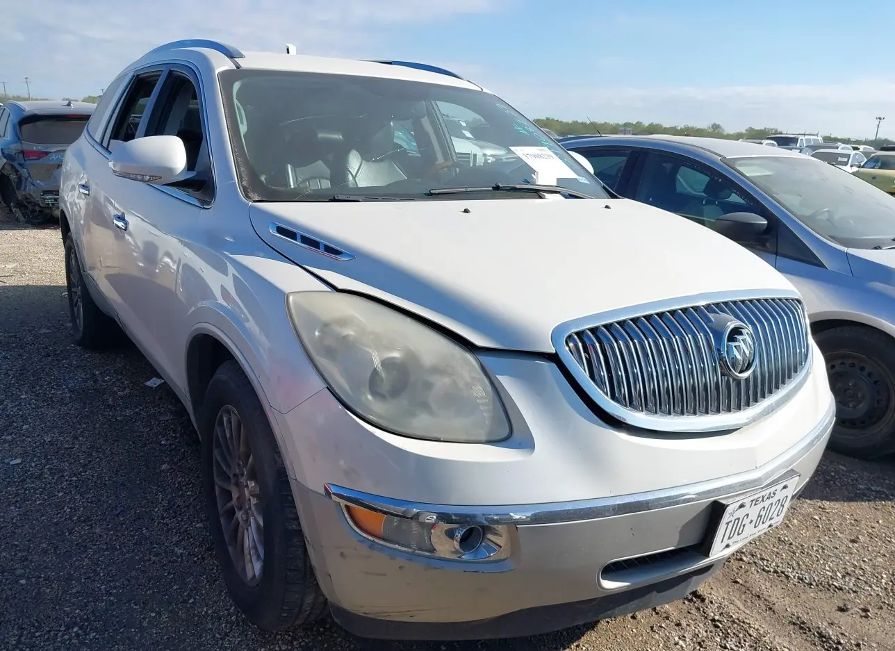 2011 BUICK  - Image 1.