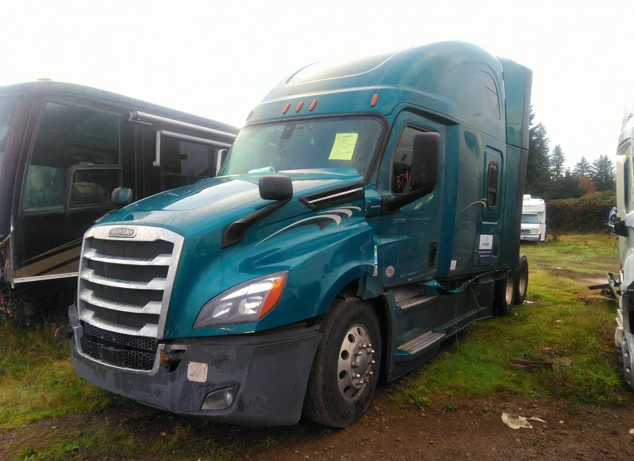 2019 FREIGHTLINER  - Image 1.