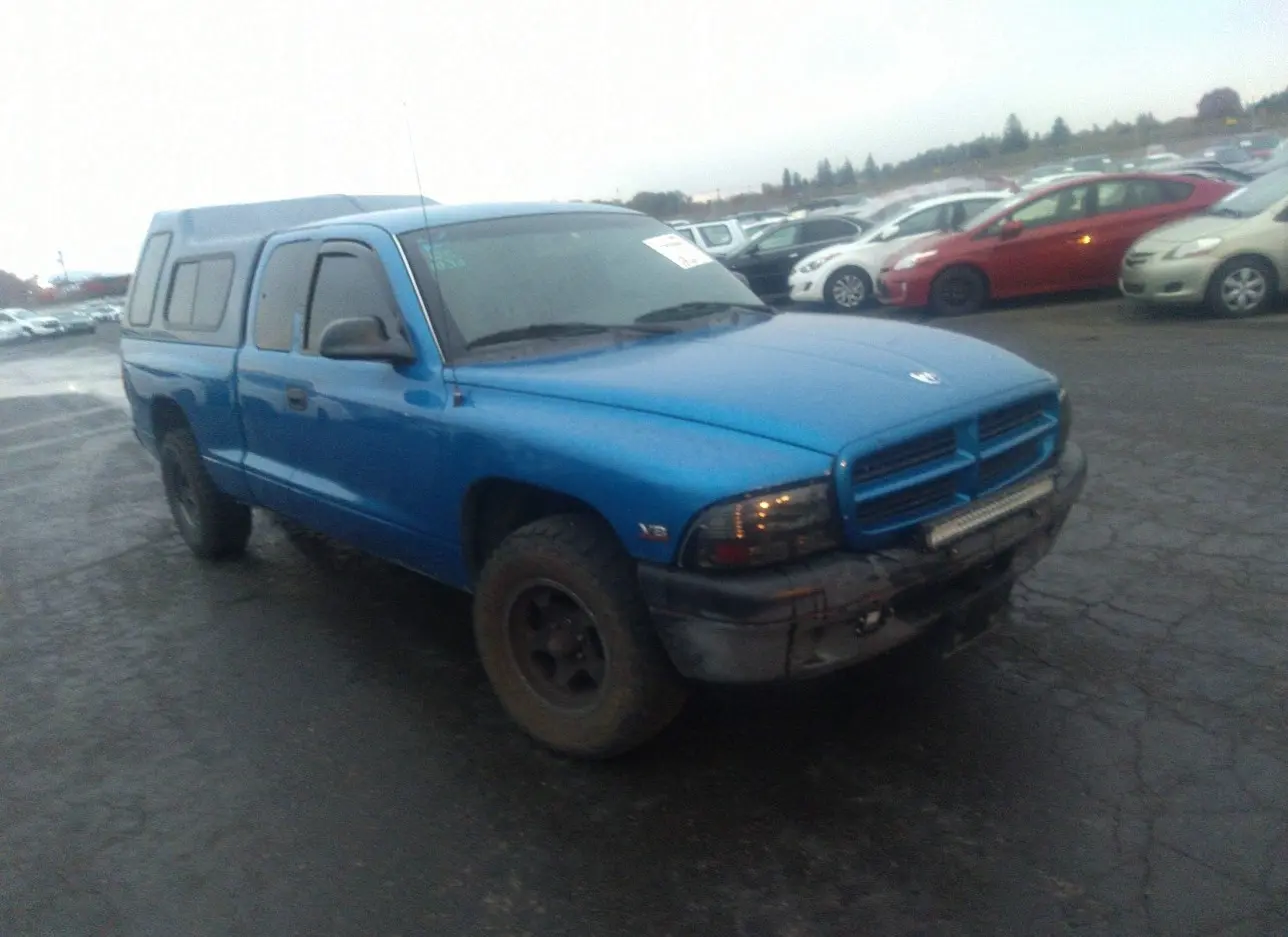 2000 DODGE  - Image 1.