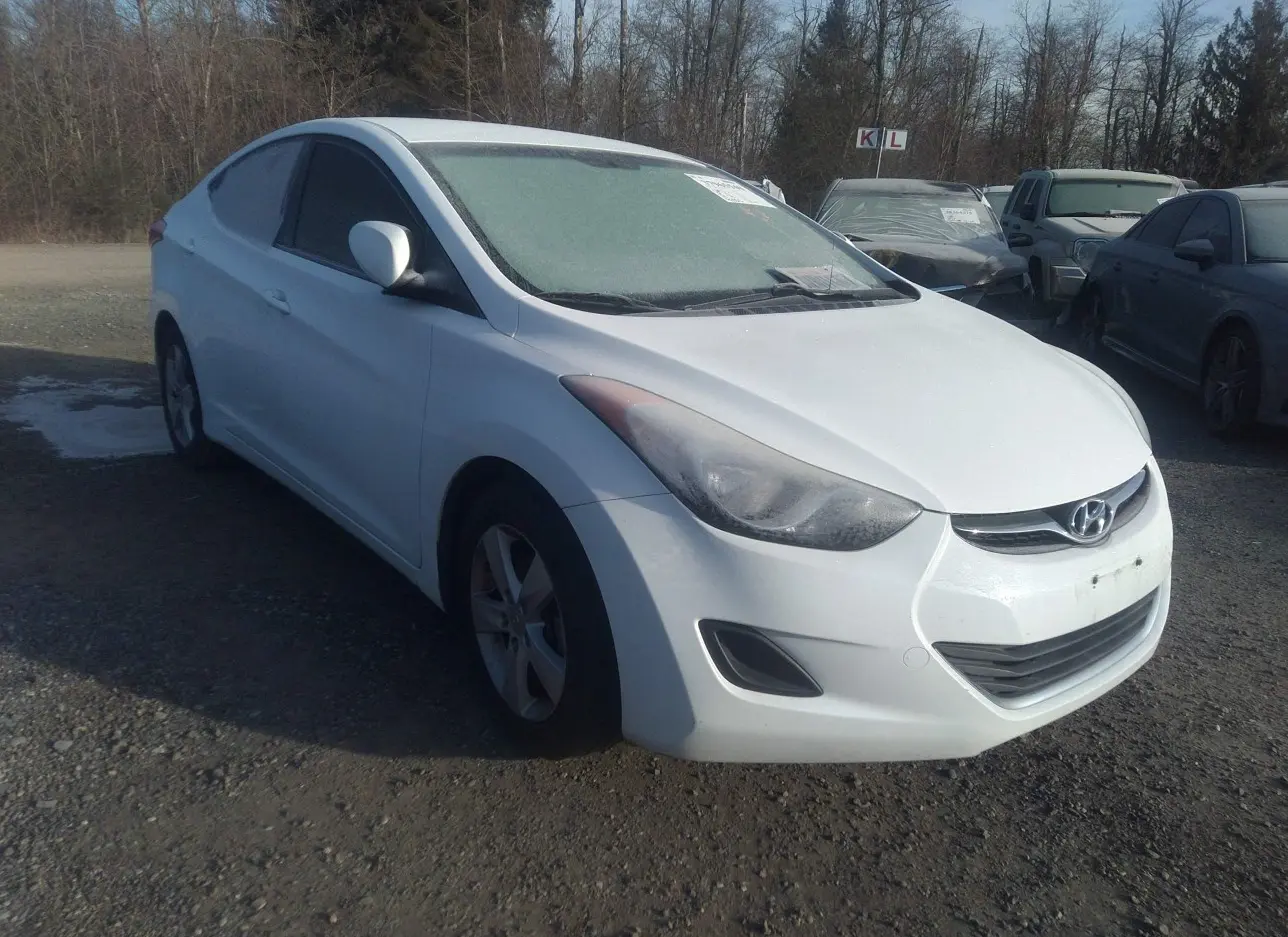 2013 HYUNDAI  - Image 1.