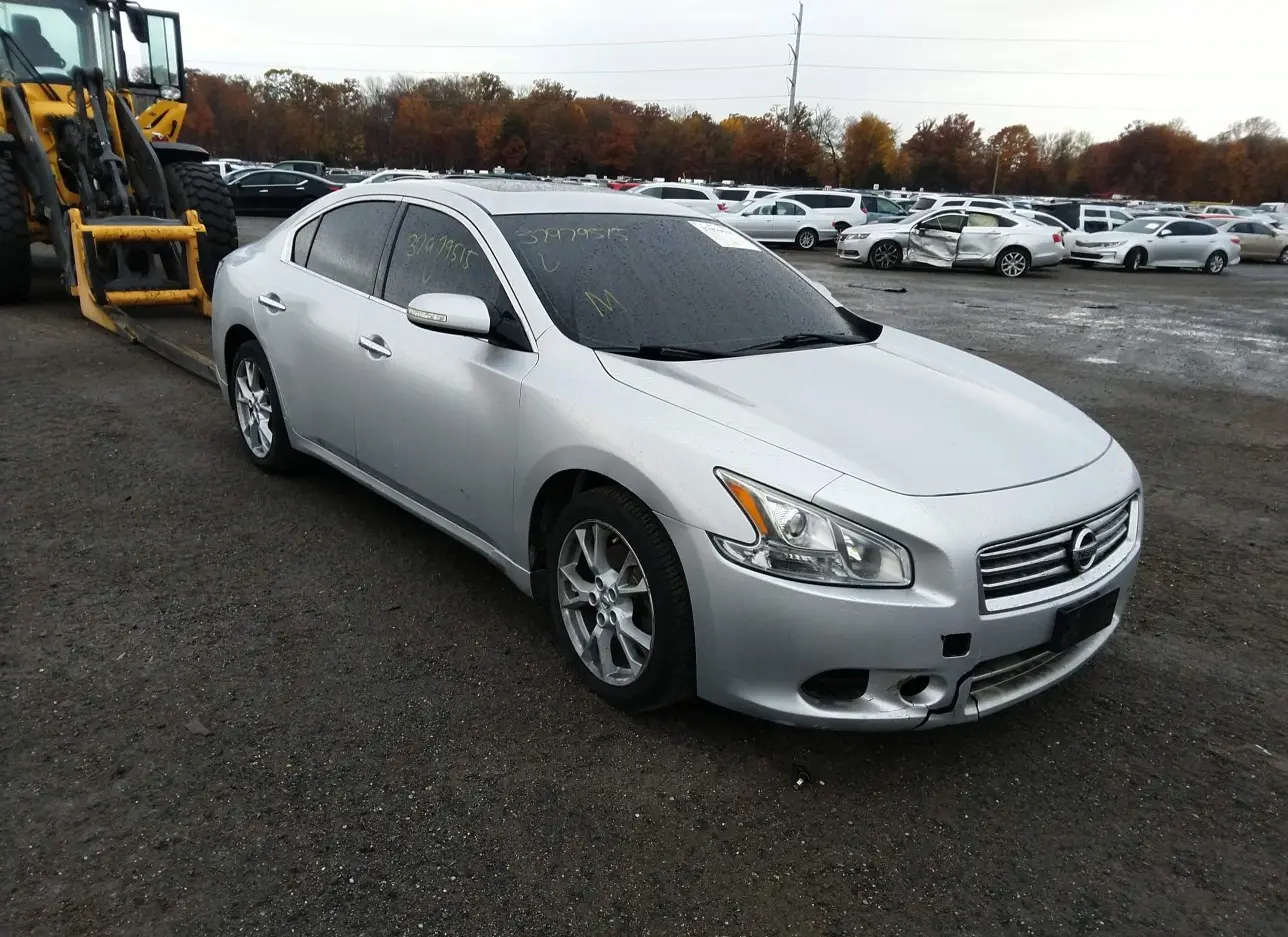 2014 NISSAN  - Image 1.