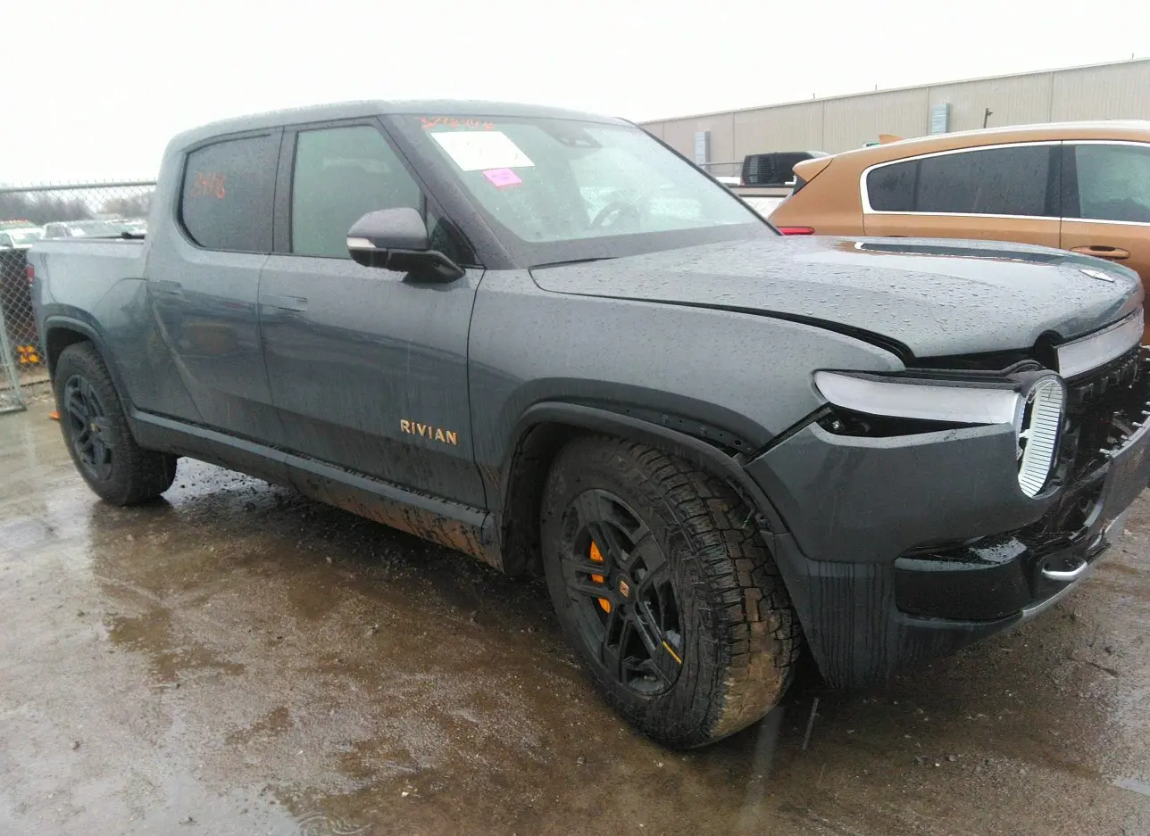 2023 RIVIAN  - Image 1.