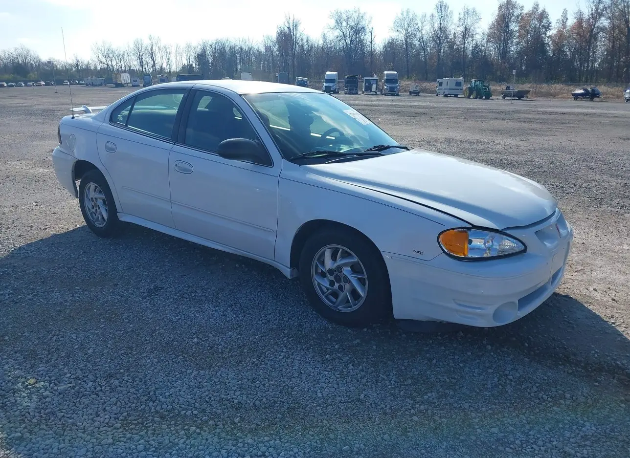 2005 PONTIAC  - Image 1.