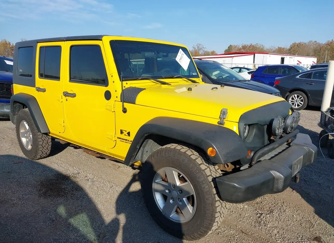 2009 JEEP  - Image 1.