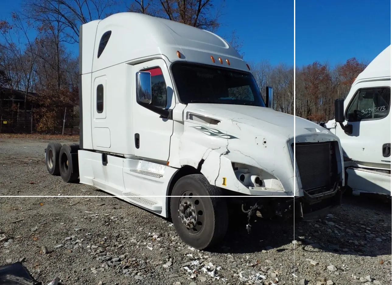 2018 FREIGHTLINER  - Image 1.