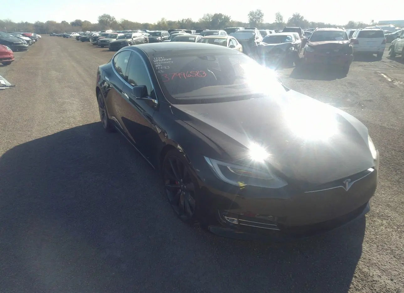 2016 TESLA  - Image 1.