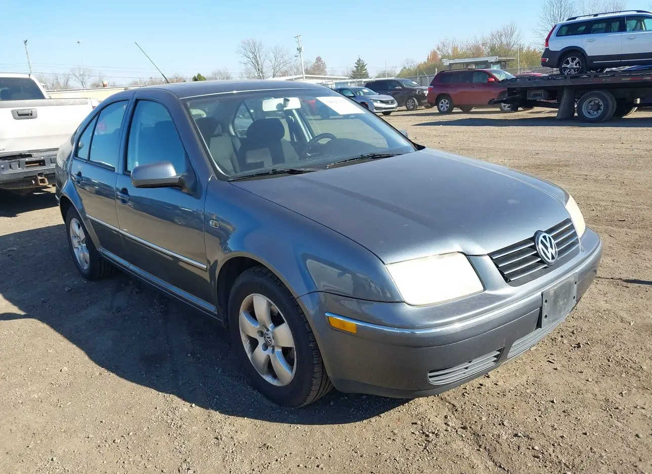 2004 VOLKSWAGEN  - Image 1.